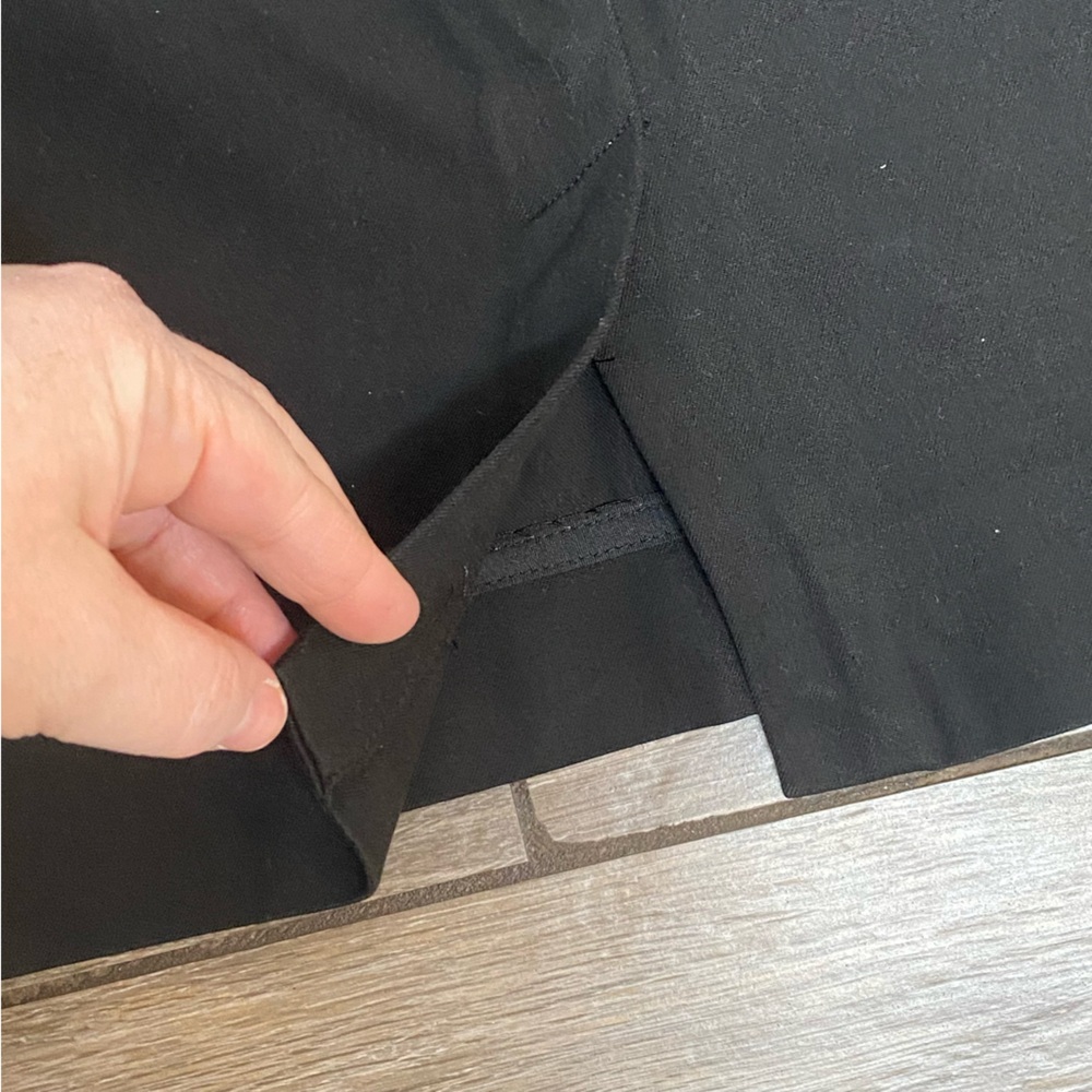 Banana Republic 8 Black Pencil Skirt - Picture 3 of 7